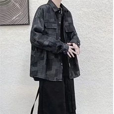 黑色