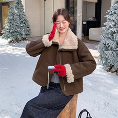 新款现货皮毛一体外套2C093-6682-P235-K328，女装短外套，2C093