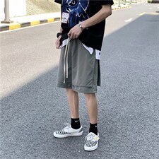 灰色