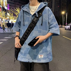 浅蓝色