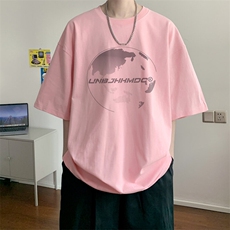 粉红色