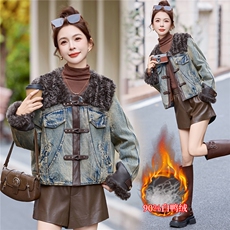 【bao款大货已出】2025冬装新款牛仔拼接PU皮仿毛90%白鸭绒外套，女装羽绒服，雅静靓衣