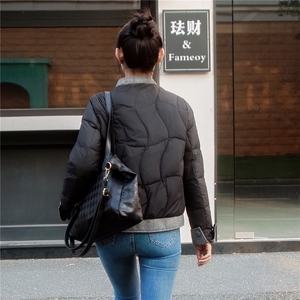 2025新款小香风外套立领拼色羽绒服图片