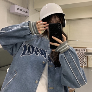 A165-P80慵懒风棒球服宽松显瘦学生复古港风小个子牛仔外套,拽拽的学生穿搭图片