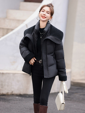 羊羔毛拼接大翻领气质收腰羽绒服女2025冬季小个子显瘦白鸭绒外套，女装羽绒服，一安秀