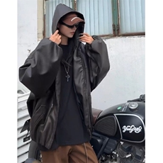 网图胸口刺绣logo春季常规皮夹克连帽短拉链双开皮衣J2507-P90，男装夹克，星座1213