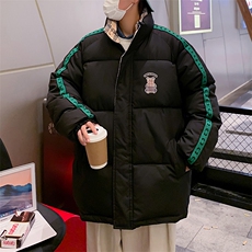 黑色