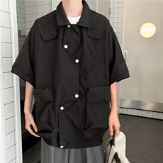 黑色