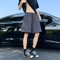 灰色