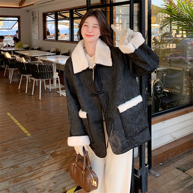 新中式爆款盘扣提花毛毛短外套女2024冬季新款减龄气质加厚棉衣潮,女装派克服,2C305