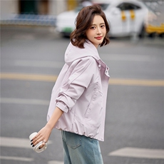 小个子短外套女2026年春季户外爬山出游防风冲锋衣外套，女装短外套，悦祺