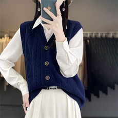 2024年秋冬季休闲/淑女V领单排扣百搭马甲V领麻花羊毛马甲开衫,女装马甲,丽特绒,清河羊绒市场 2024年秋冬季休闲/淑女V领单排扣百搭马甲V领麻花羊毛马甲开衫,女装马甲,丽特绒,清河羊绒市场