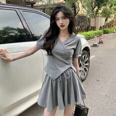 两件套不规则V领短袖T恤夏季韩版新款修身显瘦抽绳短款套装女，男装T恤，星座506A