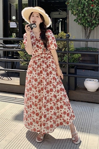 法式多巴胺短袖碎花连衣裙女夏季2025新款小个子减龄收腰显白长裙图片