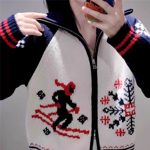 重磅滑雪开衫均码胸围110衣长59袖长68图片