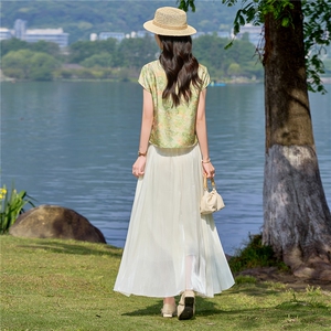 高级感新中式立领短袖女2026夏季新款改良旗袍领收腰套裙图片