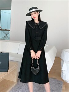 裙子金边领，配腰带图片