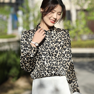 真丝短袖女七分袖25新款夏季高端气质印花宽松小衫桑蚕丝T恤上衣图片