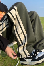 港风Q2161-TP45控价68早秋新款条纹直筒宽松百搭潮牌休闲长裤男，男装休闲裤，电商A102-1