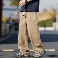卡其色