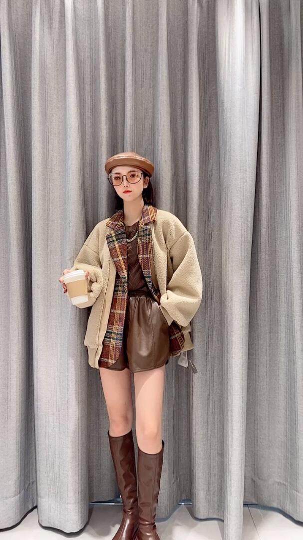 格子西装领搭配定制皮毛一体的面料拼接皮毛一体中的绝绝子，女装西装，姚姚家