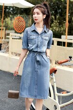 欧货牛仔连衣裙女中长款2025夏季薄款收腰显瘦时尚亮片衬衫A字裙，女装连衣裙，意芙