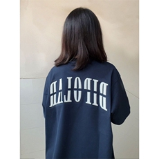 藏青色