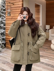 羊羔毛大翻领派克服女2025冬白鸭绒韩版宽松加厚保暖牛角扣羽绒服，女装羽绒服，慧尚依恋