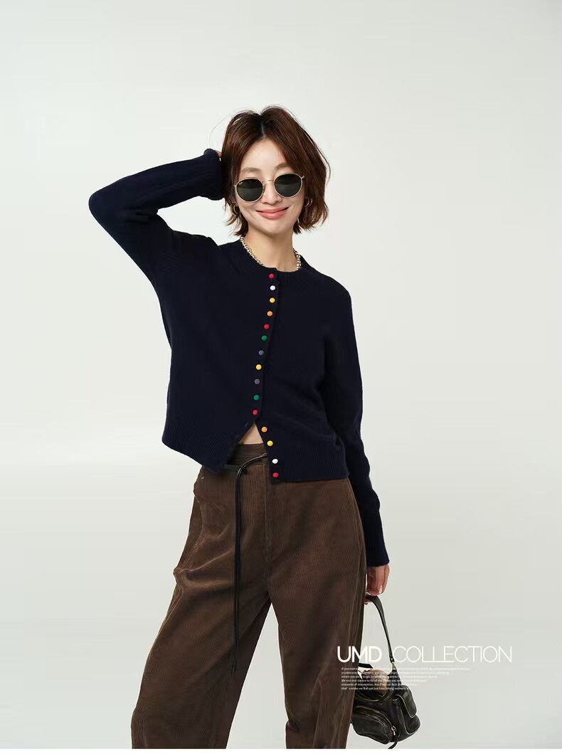 法式彩扣针织开衫女2025新款精纺毛长袖打底外搭毛衣内搭毛衣小衫，女装针织衫/毛衣，初婷羊绒