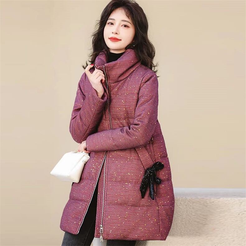 （现货）白鸭绒羽绒服女冬新款时尚洋气高级感红色显瘦外套小个子,女装羽绒服,韩蔻秀