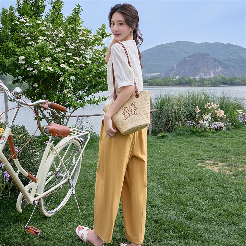 2025夏季圆领绣花衬衫女新款韩版时尚潮流百搭小个子上衣衬衣减龄,女装套装/套裙,梦懿尔