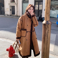 驼色皮毛一体羊羔毛大衣女冬2024新款中长款小个子麂皮绒加厚外套，女装短外套，2C129