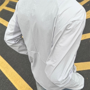 春夏款高品质冰感速干防晒服休闲户外运动外套透气弹力机能风夹克图片