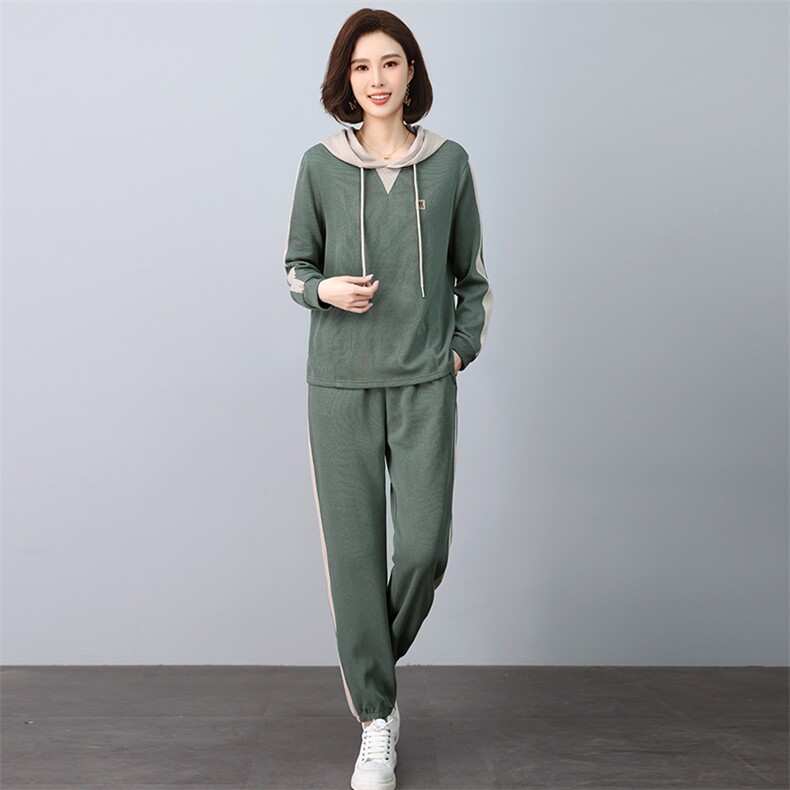 休闲运动卫衣套装女2025春秋新款大码时尚中年妈妈洋气卫裤两件套,女装套装/套裙,忆绮罗