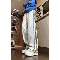白花灰色