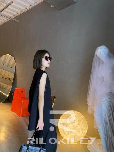 秋装新款马甲，女装马夹，雷洛奇丽