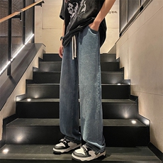 深蓝色