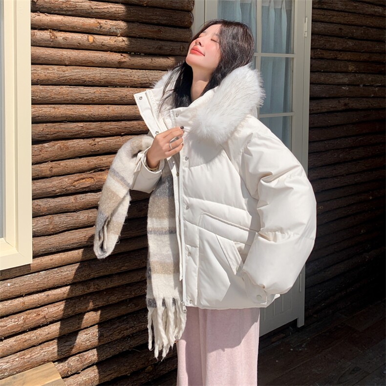 米白色大毛领羽绒服外套女秋冬2025新款独特设计白鸭绒保暖面包服,女装羽绒服,2B188