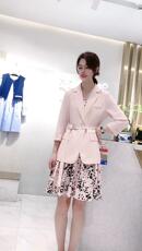 套装，女装职业装，莲依莲