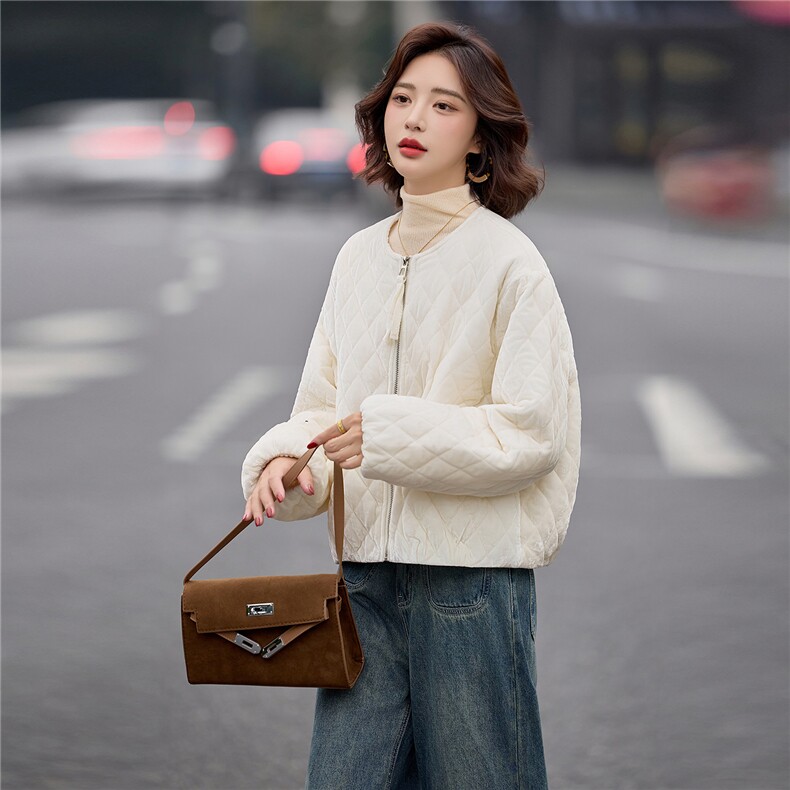 轻奢金丝绒菱格宽松休闲夹棉棉服女2025冬季独特短款保暖棉衣外套,女装棉衣/棉服,梦懿尔
