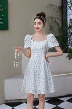 （现货）新款小碎花连衣裙，女装连衣裙，雅诗