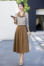 2025年秋装新款衣领两种穿法简约长袖穿着透气舒适两件套套裙，女装套装/套裙，尚娜萱