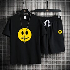 黑色