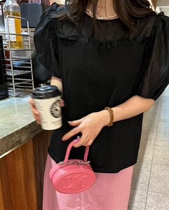 拼接设计上衣图片