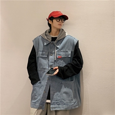 蓝色