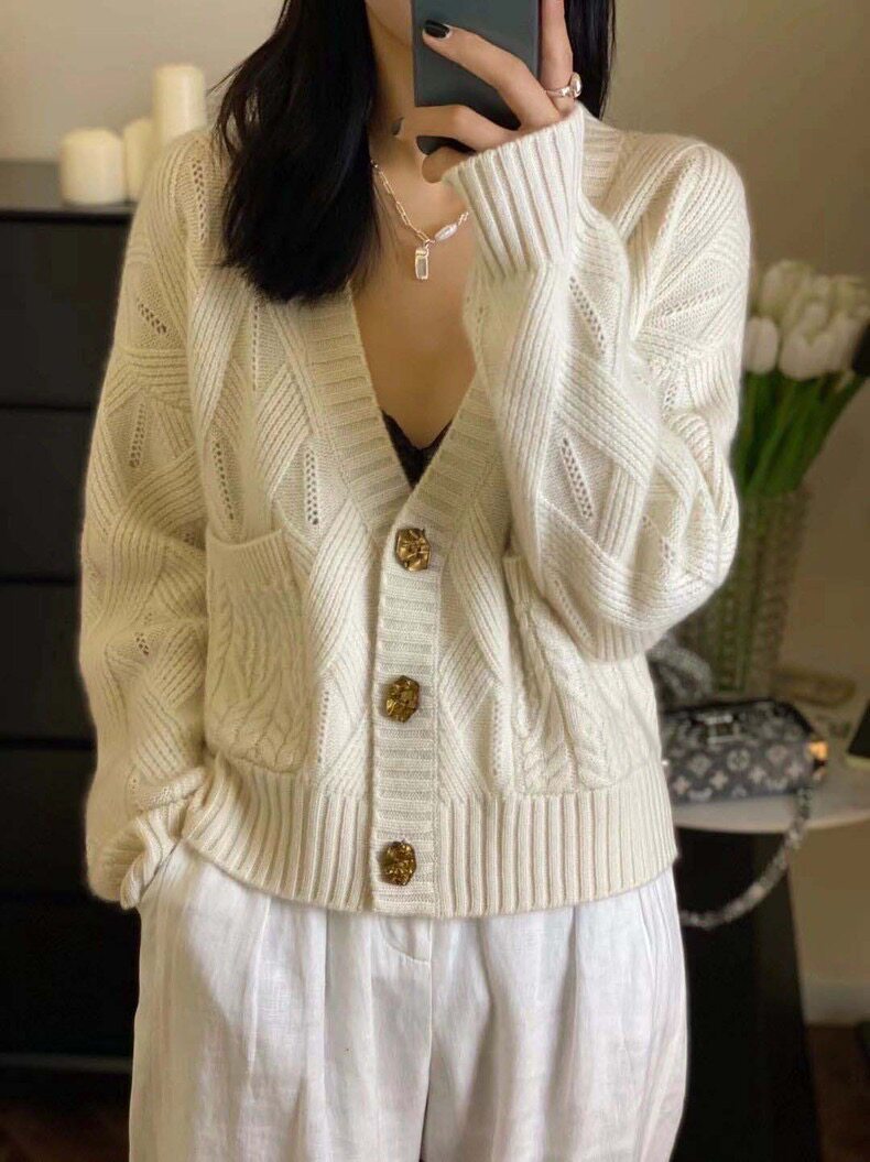 秋冬慵懒羊毛开衫女V领时尚短款毛衣百搭保暖外套,女装羊毛衫,恩泰羊绒