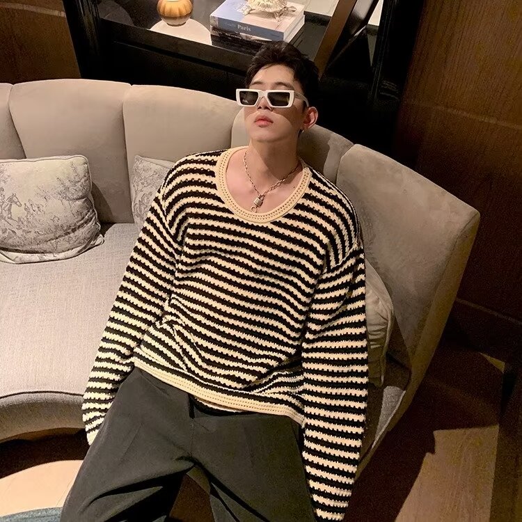 594-P33 宽松型青少年长袖男设计感打底衫上衣潮休闲气质条纹图片