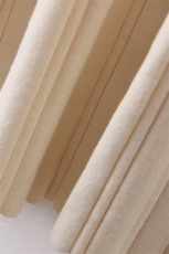 甜美公主风儿童连衣裙红色长袖百搭款可爱蝴蝶结装饰面料春秋，童装连衣裙，伊美侕