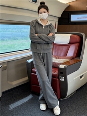 慵懒风休闲套装女春季新款假两件拉链开衫连帽卫衣直筒长裤两件套，女装套装/套裙，江南