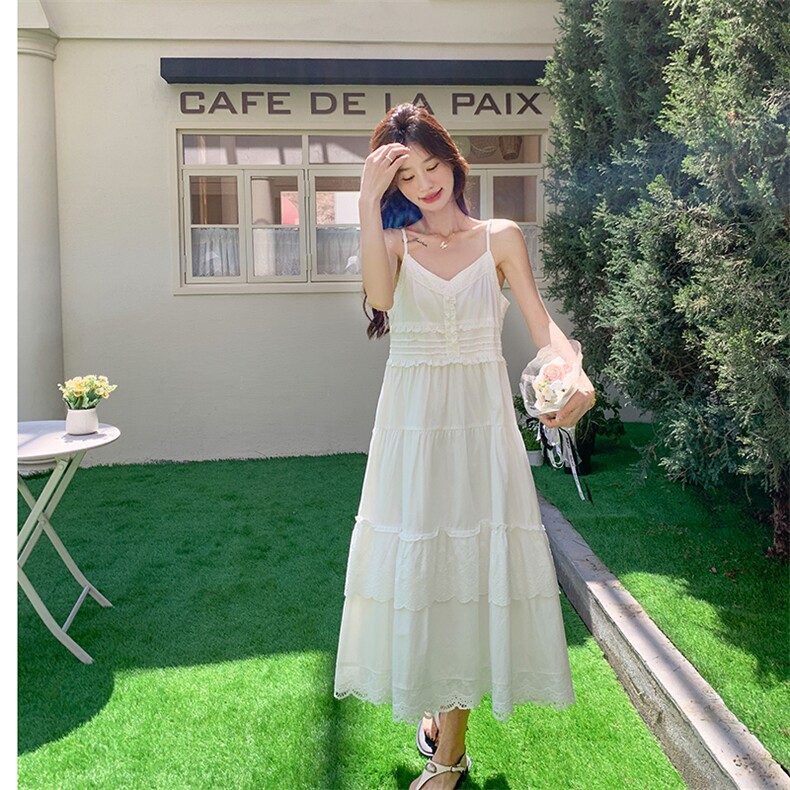 法式温柔风白色吊带连衣裙女2025夏季新款度假风直筒显瘦V领长裙，女装连衣裙，浙宝276（原081）
